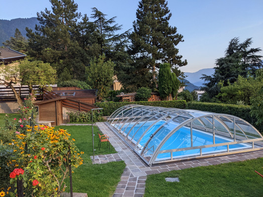 Foto della piscina all'aperto