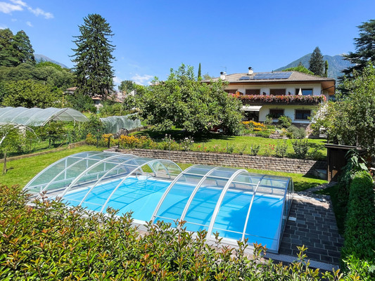 Foto della piscina all'aperto