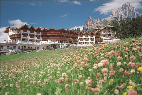 Foto esterno Ristorante Sonnalp