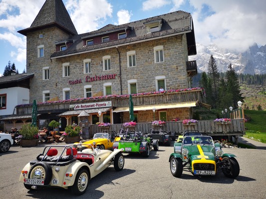 Foto Außenansicht Restaurant Castel Latemar