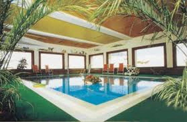 Swimming pool Hotel Savoy