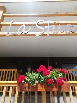 Foto Außenansicht Hotel La Stüa