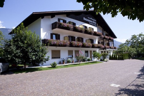 Photo exteriors B&B (Garni)-Hotel Andrianerhof