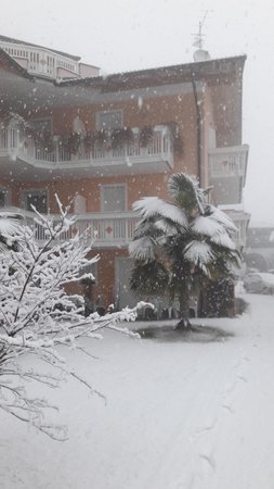 Foto esterno in inverno Trübenbach