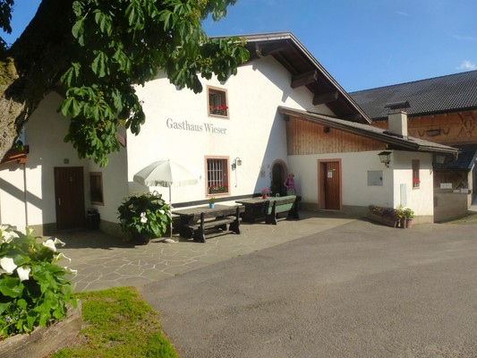 Foto esterno Pensione + Appartamenti in agriturismo Wieserhof