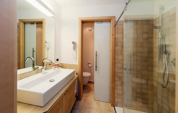 Foto del bagno Hotel + Residence Ladinia