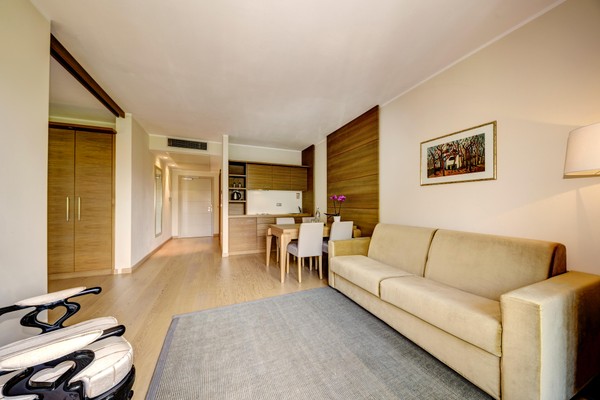La zona giorno Hotel + Residence Napura