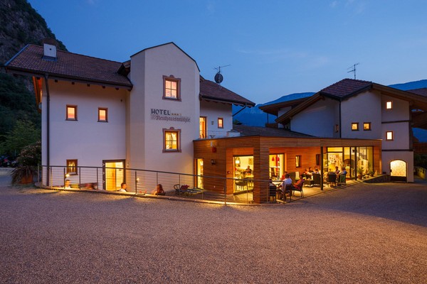 Photo exteriors Hotel Neuhausmühle