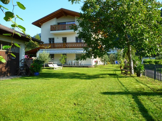 Foto esterno Appartamenti in agriturismo Höllerhof