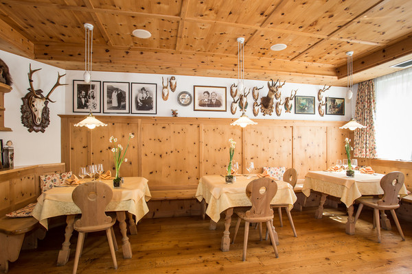 Il ristorante Montagna (Strada del Vino Sud) Tenz