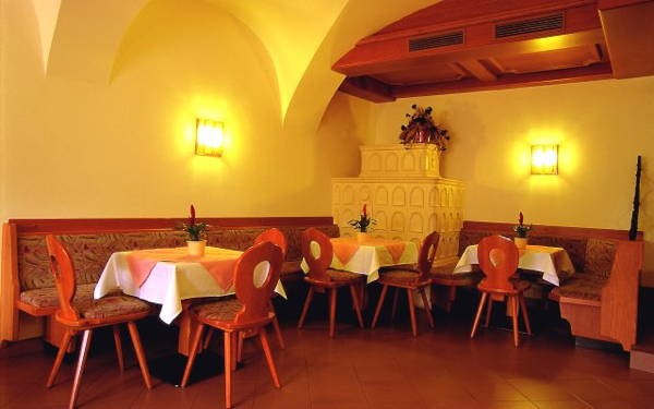 Das Restaurant Auer (Weinstraße Süd) Turmwirt
