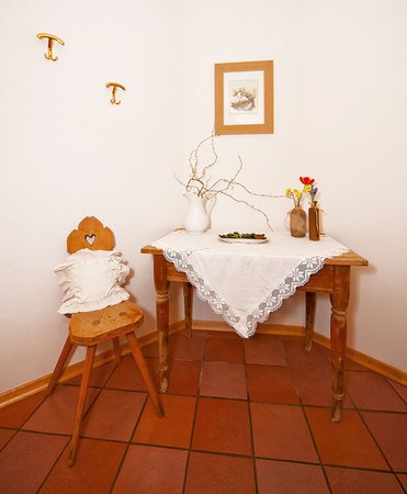 Photo of some details Trogerhof