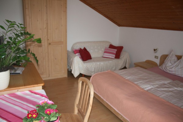 Foto della camera B&B + Appartamenti in agriturismo Burgunderhof