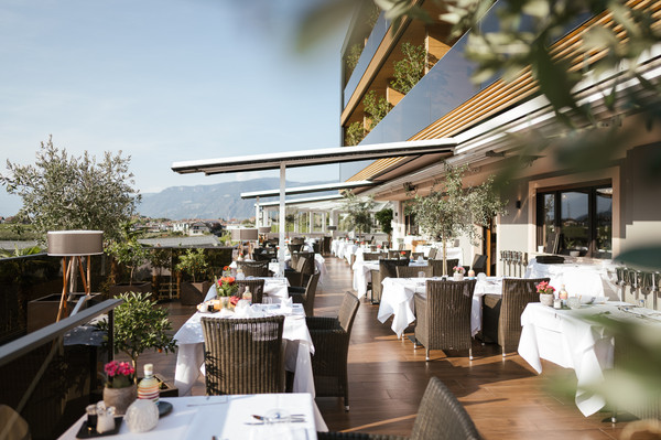 Il ristorante Cornaiano (Strada del Vino Nord) Weinegg Wellvia Resort