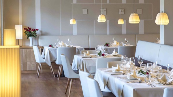 The restaurant Frangarto / Frangart (Strada del vino north / Weinstraße north) Spitaler