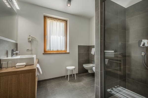 Photo of the bathroom Hotel Miramonti