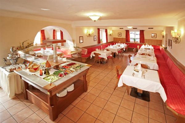 Il ristorante Cornaiano (Strada del Vino Nord) Ansitz Rungghof