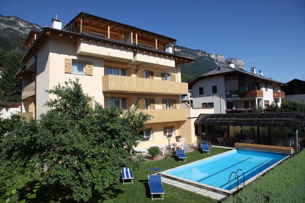 Photo exteriors Small hotel Penegalblick