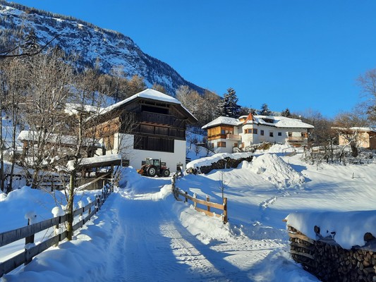 Foto Außenansicht Ferienwohnungen auf dem Bauernhof Tinnerhof