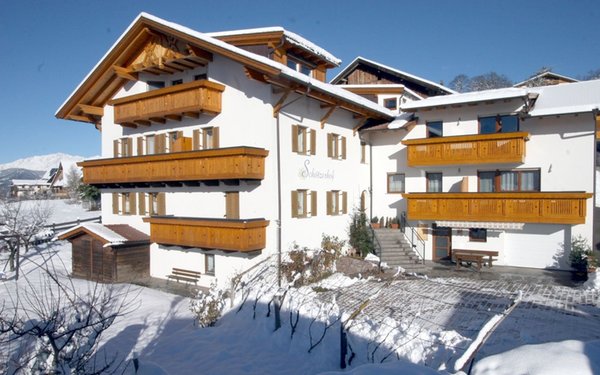 Winter Präsentationsbild Ferienwohnungen auf dem Bauernhof Schötzerhof
