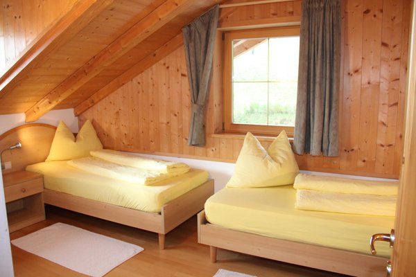 Foto della camera Appartamenti in agriturismo Neu-Schötzerhof