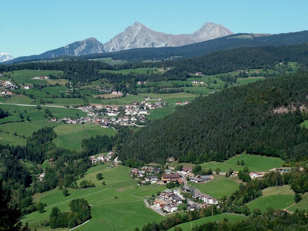 Foto estiva di presentazione Associazione turistica Meltina