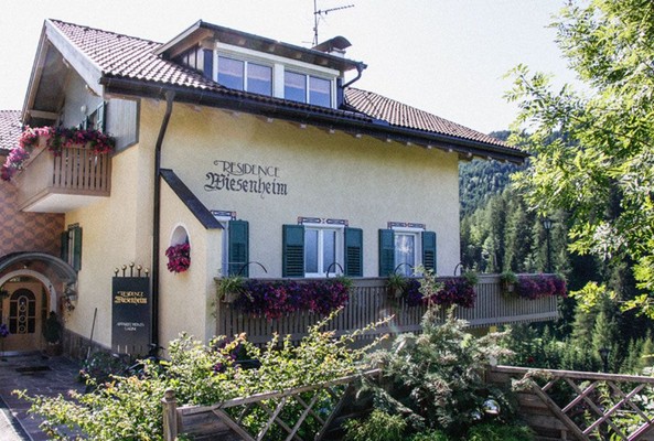 Photo exteriors Residence Wiesenheim