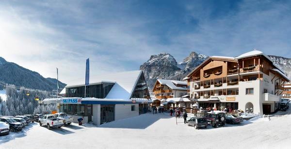 Foto esterno Hotel Gran Risa