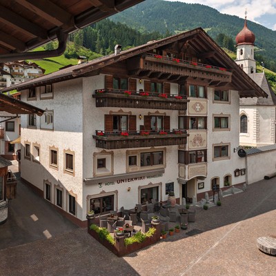 Foto Außenansicht Martinerhof's Hotel Unterwirt