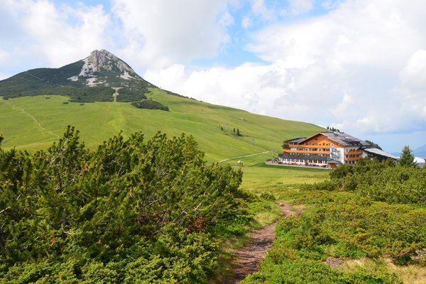 La posizione Hotel Corno Nero Passo Oclini