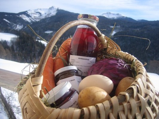 Farmhouse apartments Schornhof Nature Park Monte Corno / Trudner Horn and environs