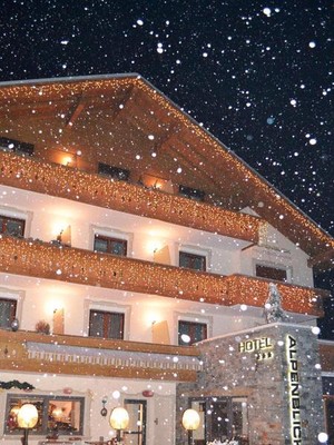 Foto esterno Hotel Alpenblick