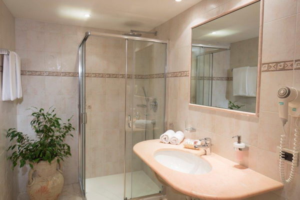 Photo of the bathroom Hotel Vajolet