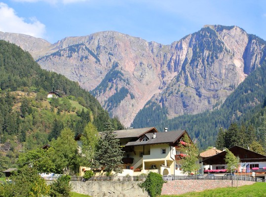 Foto esterno Gasthof (Albergo) Bundschen
