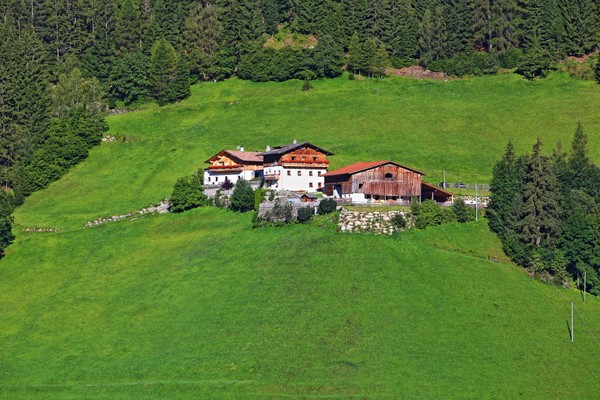 La posizione B&B + Appartamenti in agriturismo Graf am Bichl Val Sarentino