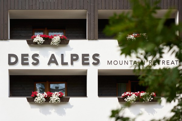 Foto esterno Hotel Des Alpes