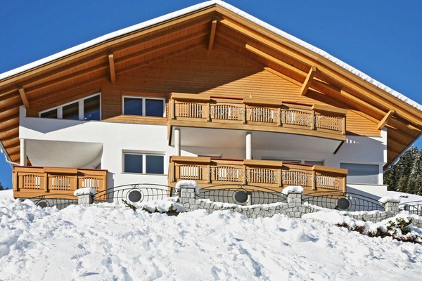 Foto Außenansicht B&B + Ferienwohnungen auf dem Bauernhof Messnerhof