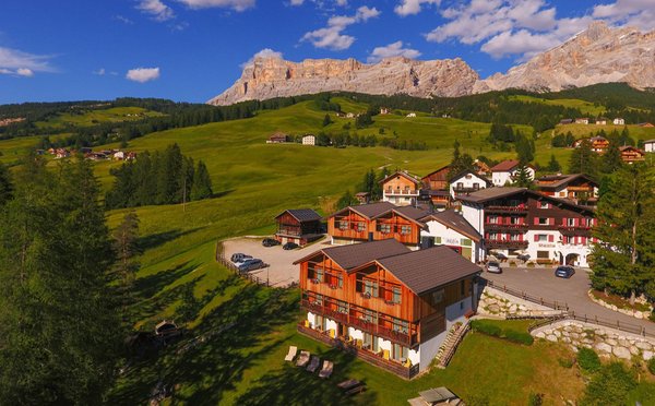 Position Hotel Rezia La Villa