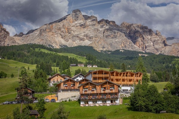 Photo exteriors Hotel Rezia