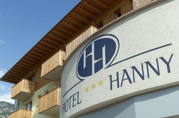 Foto estiva di presentazione Hotel Hanny
