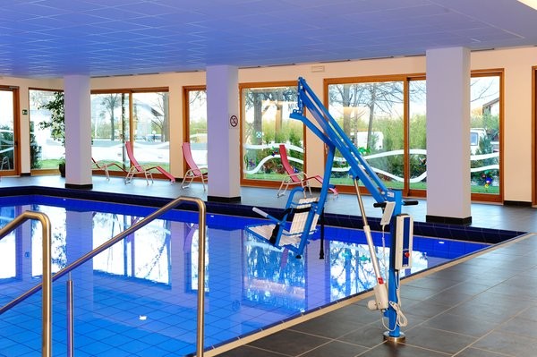 Foto des Hallenschwimmbads