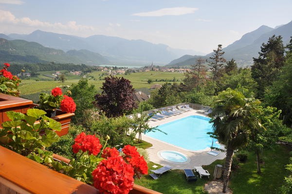 Foto della piscina all'aperto