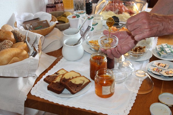 Das Frühstück Ferienwohnungen auf dem Bauernhof Dissertorihof