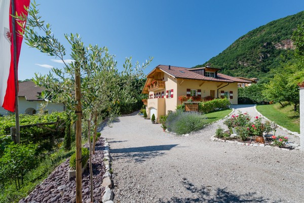 Photo exteriors Farmhouse apartments Bertagnoll Hof