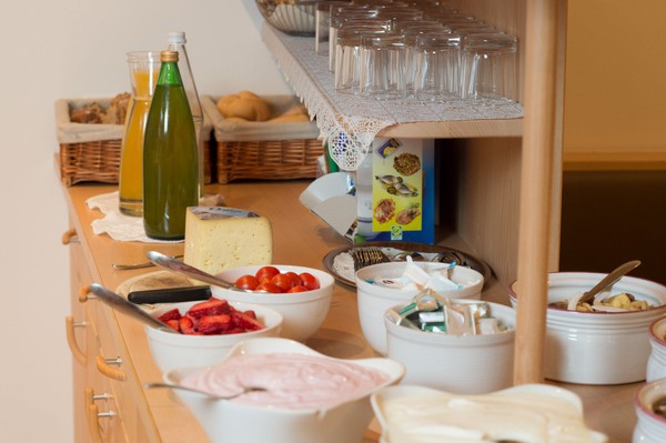 La colazione B&B + Appartamenti in agriturismo Seaberhof