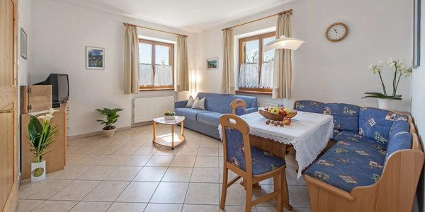 Der Wohnraum B&B + Ferienwohnungen auf dem Bauernhof Penegalhof
