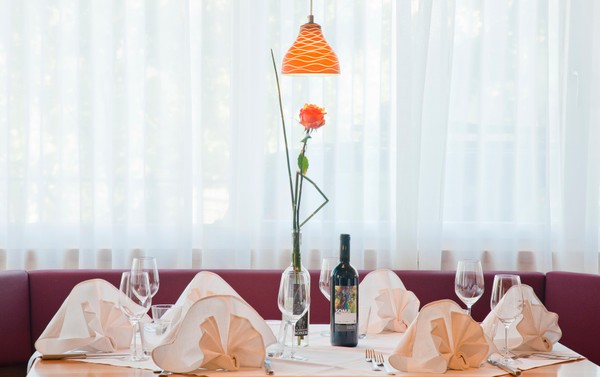 Il ristorante Cortaccia sulla Strada del Vino Terzer