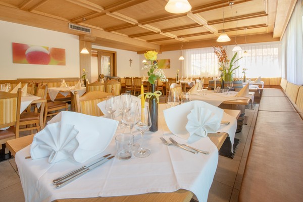 Il ristorante Cortaccia sulla Strada del Vino Terzer