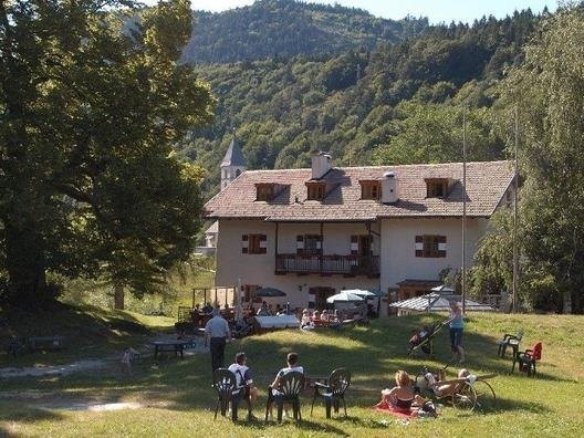 Foto esterno Gasthof (Albergo) Zur Kirche