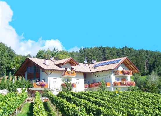 Photo exteriors Farmhouse apartments Kerschbamerhof